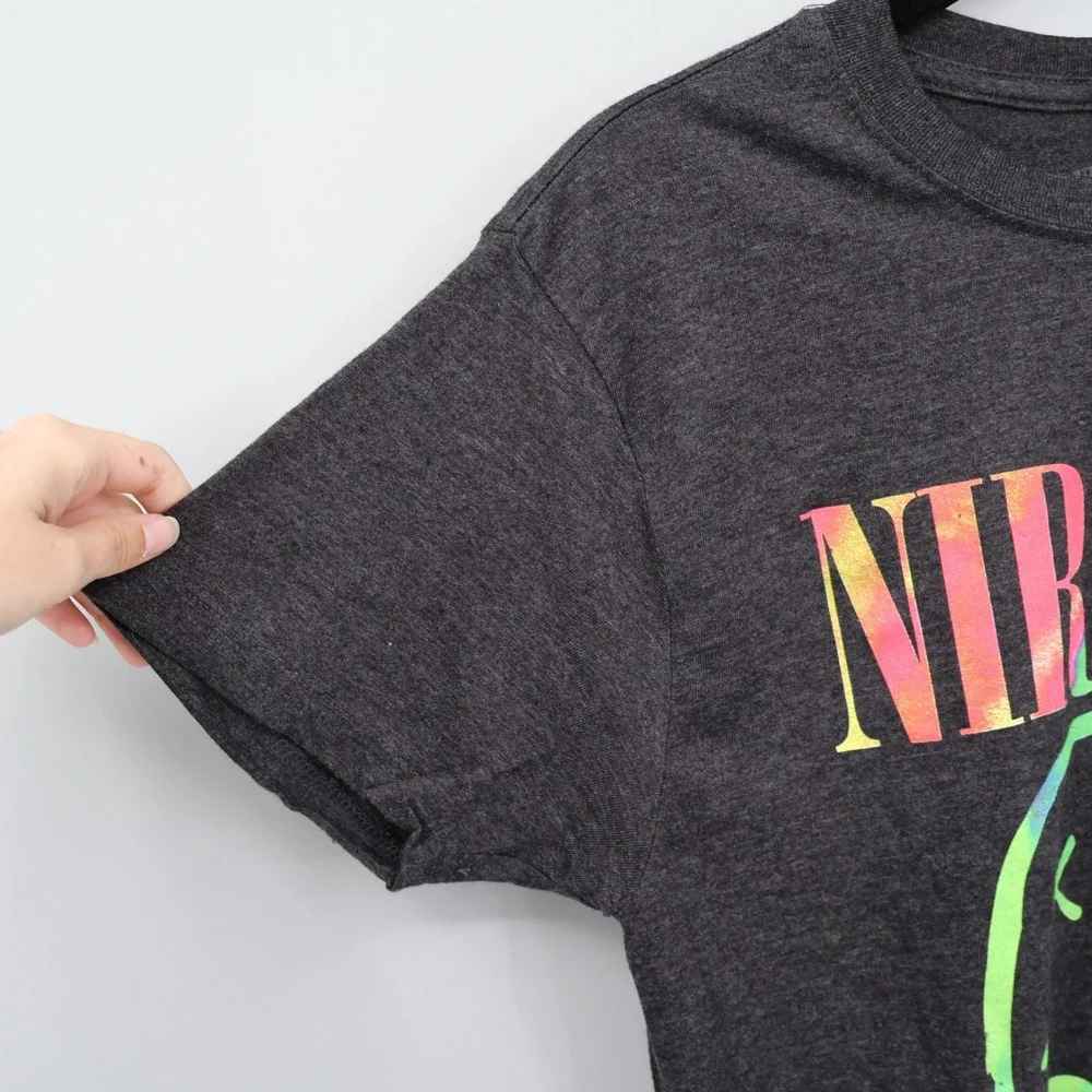 Nirvana Smiley Face Graphic Tee‎ Mens M Gray Grunge Seattle Band Shirt Alt NWOT